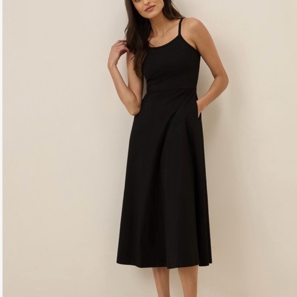 Pact Dresses & Skirts - Pact Black Shelf Bra Fit & Flare Organic Stretch Midi Dress Small